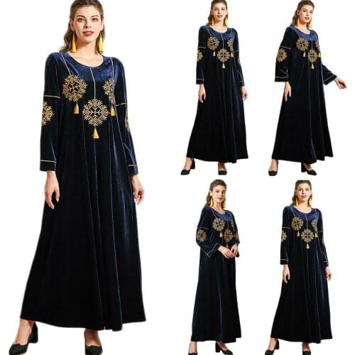 Vintage Ethnic Muslim Women Long Dress Embroidery Party Evening ELegant Arab Abaya Islamic Turkish Maxi Robe Tassel O-neck Dress