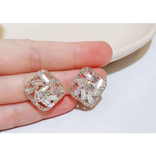Stud Earrings Zhuwei China