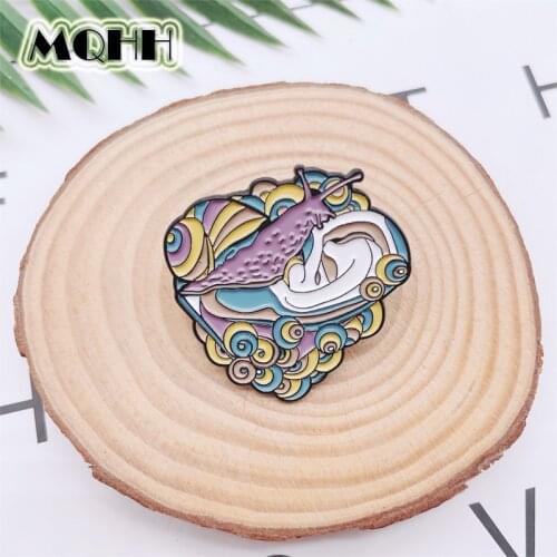 Creative Fun Animal Snail Enamel Pins Cochlea Ear Retro Alloy Brooch Punk Badge Accessories Woman Jewelry Gift For Friends