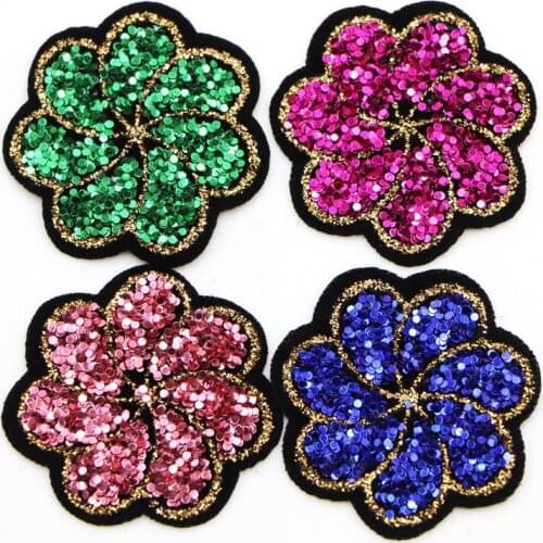 10pcs/lot 4cm Embroidery Sequin Flower Patch DIY Iron On Stickers For Dress Shirt Sewing Fabric Appliques Handmade Badge