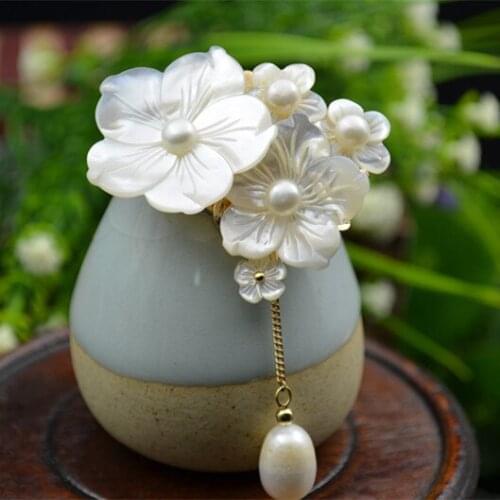 Natural shells engraving pearls high quality flowers tassels brooch pendants