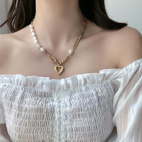 Baroque Freshwater Natural Pearl Necklaces Heart Pendant Punk Chain Necklace for Women Girls Party Accessories Fashion Jewelry