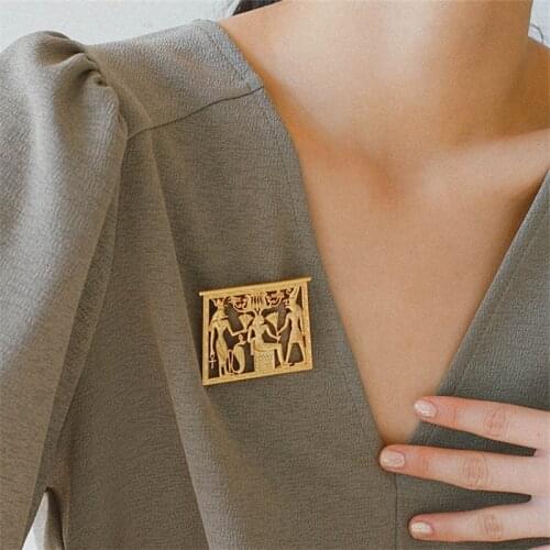 Retro, matte gold, matte, metal, carving, hollowed female jewelry portrait, geometry, square brooch, Lady pin, accessories