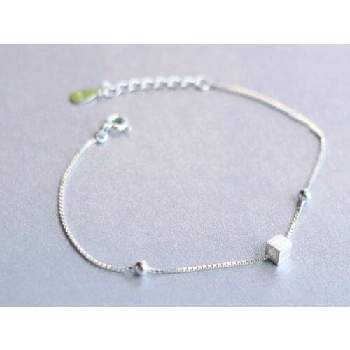 Fashion Jewelry Geometric Chain Bracelet Simple Silvery Plating Round Bead Charm Bracelet For Party Gifts
