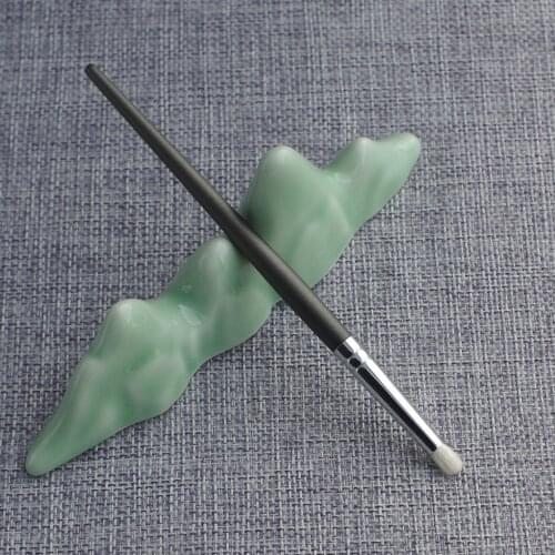 Y12 Professional Handmade Make Up Brush Small Eye Shadow Blending Brush Soft Saikoho Goat Hair Makeup Brushes