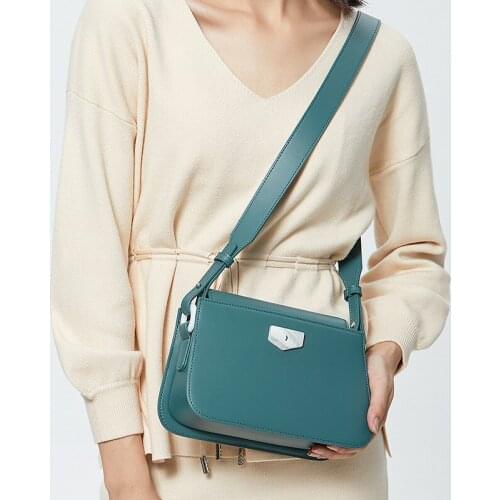 OUSSON 2021 New Design Soft Leather Crossbody Bag Fashion Elegant Small Square One-Shoulder Bag For Woman
