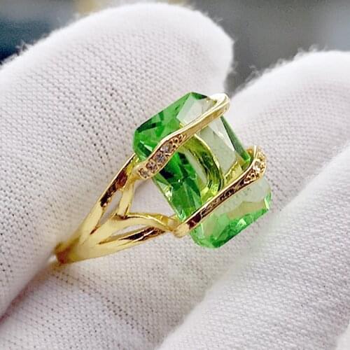 Charming Green Crystal Stone Ring Female Classic Vintage Gold Color Engagement Ring Luxury Square Zircon Wedding Rings For Women