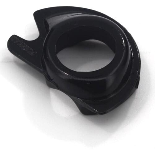 Industrial Sewing Machine Spare Parts Bobbin Case 421325 / 421326 For Singer Household Machine