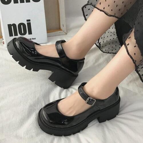 Women Pumps Fashion Patent Leather Platform Shoes Woman Round Toe Shoes British Vintage Big Toe Shoes Black High Heels Shoes