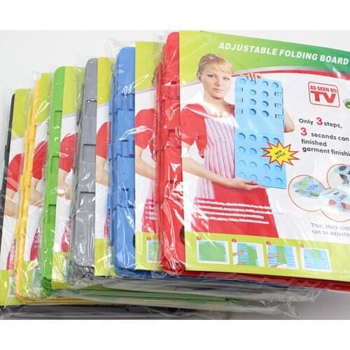 Adult childrens magic clothes clip T-shirts can be folded to save time fast clothes folding board clothes rack gadget