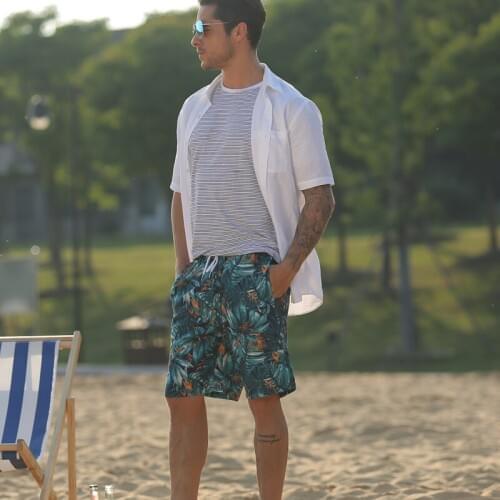 2018 new floral print men sea vacation beach shorts leisure loose men beach board shorts briefs swimwear men swimsuit sunga