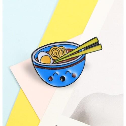Ramen Enamel Pins Japanese Style Smile Salmon Noodle Bowl Brooches Cute Lapel Pin Denim for Women Shirt Bag Cartoon Food Jewelry
