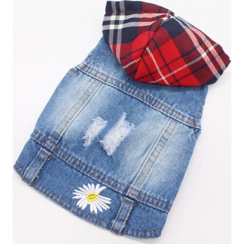 New Summer Jeans Fashion Daisy Embroidery Denim Dog Clothes Pet Dog Vest Puppy French Bulldog Clothing For Dogs Pet Hoodie 10E