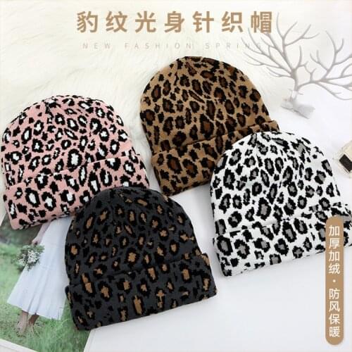 New Leopard Print Light Body Knitted Hat Winter Warm Melon Leather Hat Curled Dome Hedging Net Red Hat