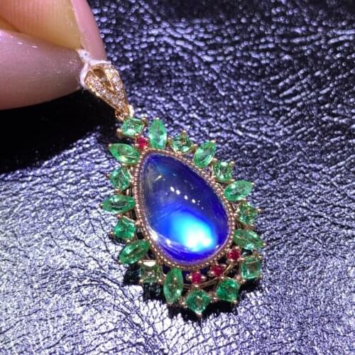 LR427 Solid 18K Gold Nature Sri Lanka Moonstone Gemstones 5.15ct Pendants Necklaces for Women Fine Jewelry for Women Gifts
