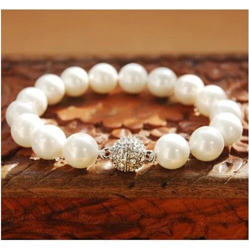 Shell Pearl Bracelet 10mm White South Sea Shell Pearl Magnet Jewelled Ball Clasp 7.5 inches Bracelet