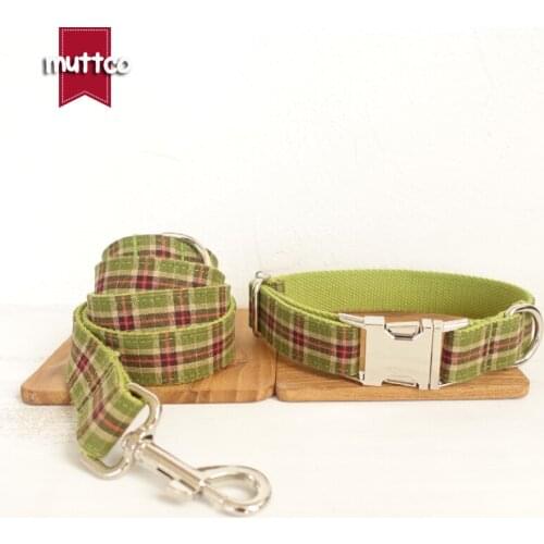 MUTTCO retailing self-design personalized handmade dog accessories THE GREEN PLAID 5 sizes dog collars and leashes set UDC041