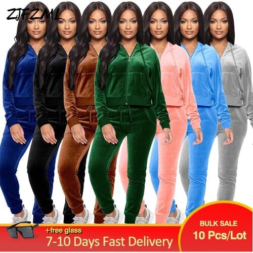 Bulk Items Wholesale Lots Fall Winter Velvet Long Sleeve Hooded Jacket and Jogger Sweatpant 2 Piece Set Jogging Suit for Women