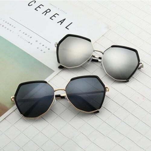 Polygonal Sunglasses 2019 Unisex Street Trend Irregular Versatile Comfortable Driving Sunglasses Outdoor Temperament Sunglasses