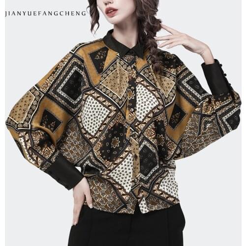 Boho Style Geometric Patterns Print Satin Blouse Women Loose-Fiting Raglan Sleeves Shirt Plus Size Chic 2021 Autumn Female Tops