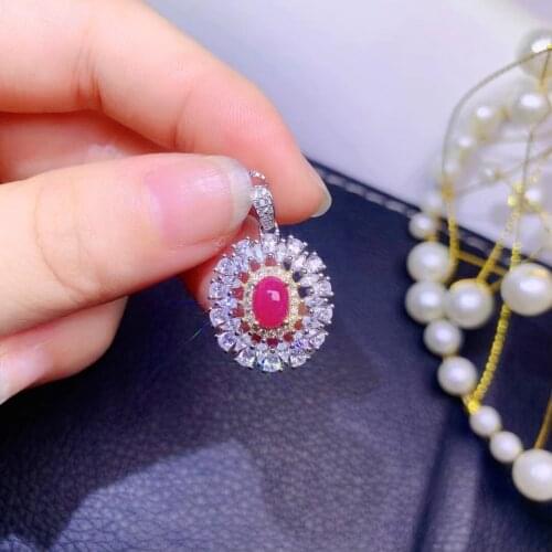 Exquisite Jewelry 925 Sterling Silver Inlaid Natural Plain Ruby Girl Luxury Retro Flower OL Style GEM PENDANT NECKLACE Support D