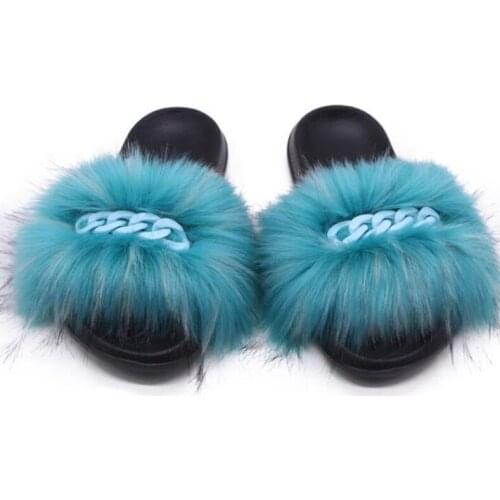 Women Travel Essentials Sparkling Chain Imitation Fur Slippers Gilrs Fluffy Furry Faux Fur Slides Ladies Faux Fur Beach Sandals
