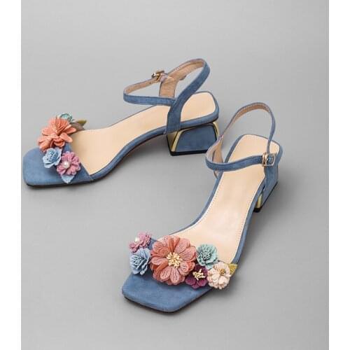 2021 New Fashion Sweet Flowers Decoration Women Sandals Square Toe Buckle High Heels Elegant Kid Suede Party Office Shoes Woman