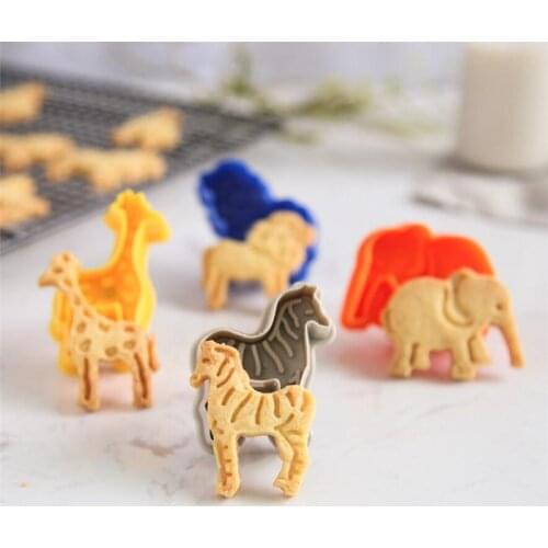 4Pcs/Set Lion Giraffe Animal Biscuit Cookie Plunger Cutters Zebra Elephant Fondant Cake Mold Sugarcraft Cake Decorating Tools