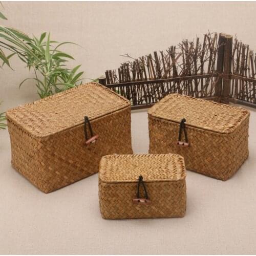 Natural handmade rattan storage box with lid for clothes and toys weave sundries organizer made of seaweed vintage straw basket