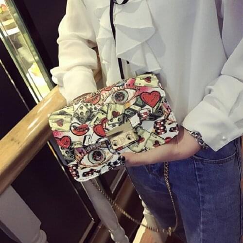 Wriufred Graffiti flip chain small square bag women crossbody bags for shopping street classic makeup bag diagonal bag for ladie