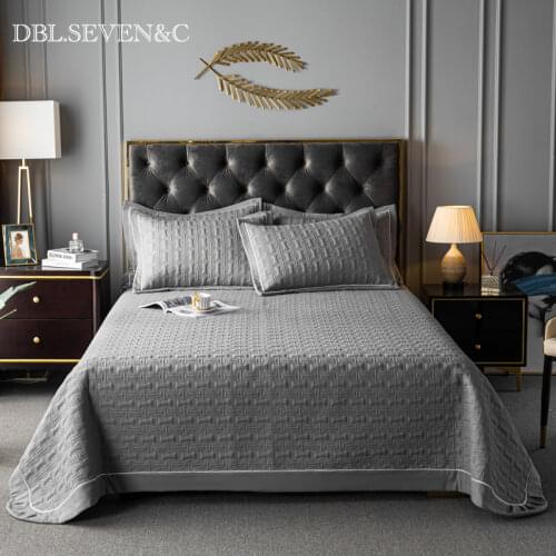 Luxury Euro style bed covers quilted bed Plaid Mattress pad Bedspread on the bed blanket solid Bedspreads for bed sheet quilt