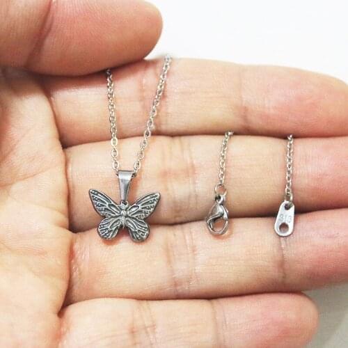 1pc Vintage Butterfly Stainless Steel Pendant Necklace Cast Insect Charms Necklaces Women Girls Love Jewelry Gift