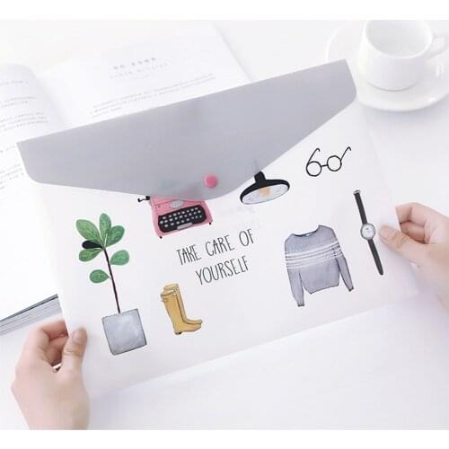 1Pcs PVC A4 Size File Folder Button Document Filing Bag Stationery Bag School Office Supplies Fashion Girls titular de archivo