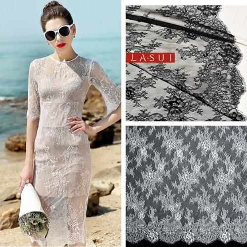 LASUI new 1.5m *3.0 m=1 piece 2colors Eyelash French Lace Fabric graceful elegant Fashion clothing wedding dress Veil C0121
