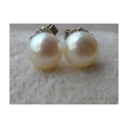 New Arrival Favorite Pearl Pearl Earrings Bridesmaid 8MM White Round Genuine Freshwater Pearls Silver Stud Earring Lady Gift