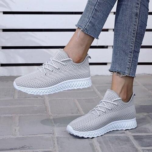 2020 Fashion Sneakers Shoes For Women Flats Breathable Casual Shoes Woman Lace-up Comfortable Trainers Ladies Shoes Large Size