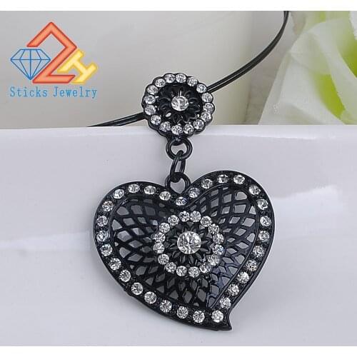 Trendy Necklace for Women Love Heart Hollow Out Rhinestone Rope Chain Statement Necklace
