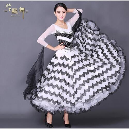 Lady Customized Dancing Dress Girls Modern Dance Suit Long Sleeve Womens Performance Competition Dress Diamond Decorate D-0356