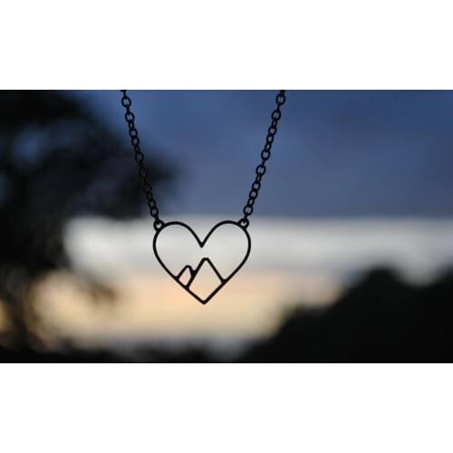 Hollow Out Open love Heart mountain peak Necklaces Simple Wire Wrapped Love Heart Necklaces for Lovers Couples charm jewelry