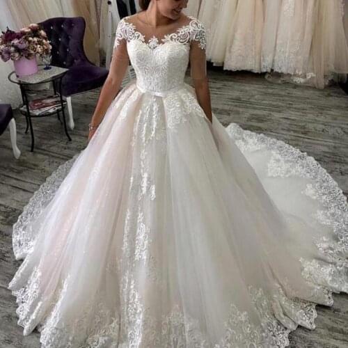 2021 New Luxury Lace Wedding Dress With Sweep Train Classic O Neck Half Sleeve Princess Ball Gown Plus Size Custom Made