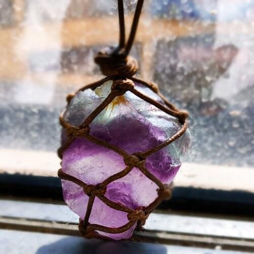 Fashion Natural Fluorite Necklaces Women Raw Ore Energy Stone Pendant Protect Health Necklaces Yoga Meditation Healing Jewelry