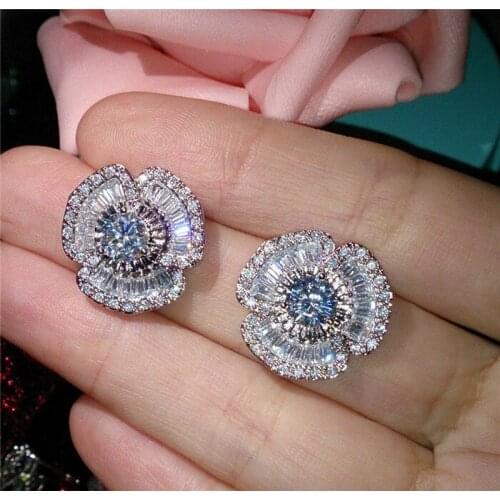 2020 New Korean Flower Shaped Female Earrings Shiny Zirconia Wedding Day Match Party Prom Bijoux Femme Popular Jewelry
