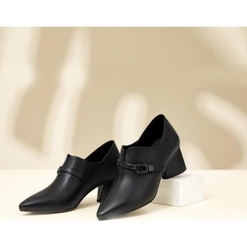 New womens shoes spring and autumn all-match deep mouth thick heel single shoes women work shoes small leather shoes