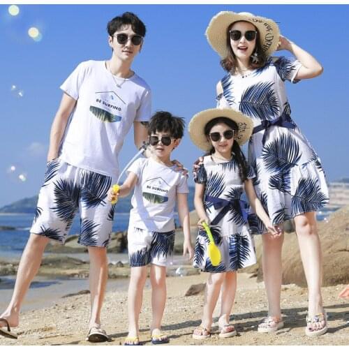 Family Matching Outfit Father Son T-shirt pants mother girl Shirt Mom and Daughter Dress Sets Casual Summer Family Clothing