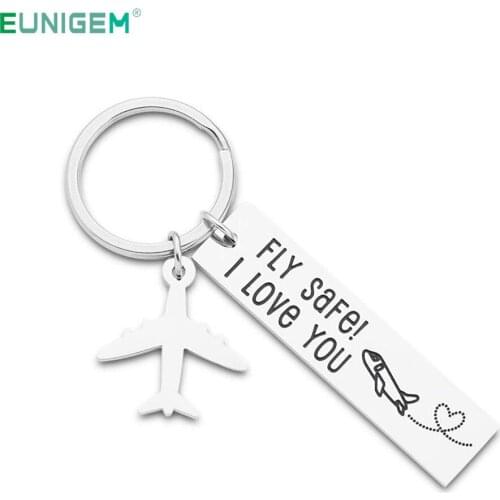 Fathers Day Keychain Pilot Gifts Fly Safe I Love You Key Chain for Dad Flight Staff Airline Worker Boyfriends Husband Him Her