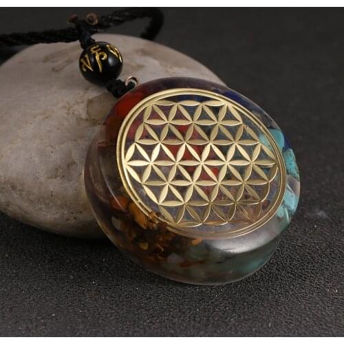 7 Chakra Energy Pendant Orgonite Necklace Rainbow Crystal Pendant Yoga Meditation Necklace Reiki Healing Jewelry For Women Men