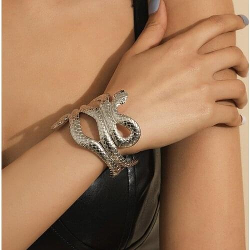 UUEING Snake Bracelets