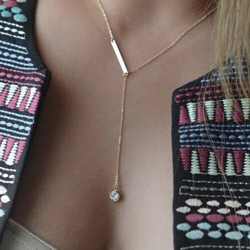 Mini Beautiful and Simple Metal Piece Crystal Water Drop Pendant Necklace for Women Girl Gift New Necklace Gold Alloy Jewelry