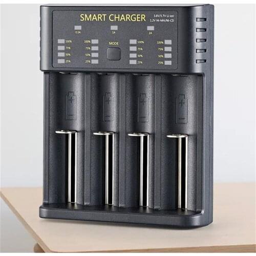 Battery Charger Smart 4 Slots Cell Charging Adapter 18650 Lithium Rechargeable Battery Charger for lithium NiMH battery