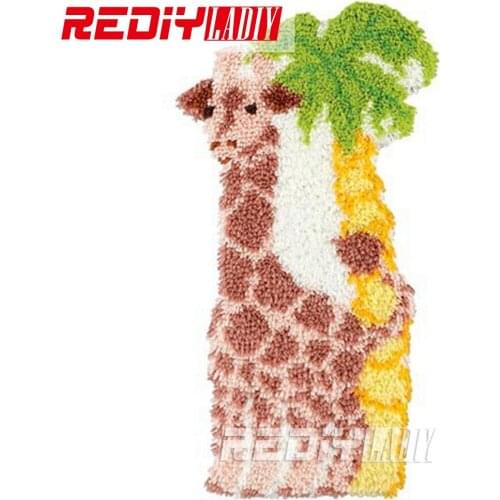 Hot Latch Hook Rug Kits DIY Needlework Unfinished Crocheting Rug Yarn Cushion Mat Giraffe Sets for Embroidery Carpet Home Decor